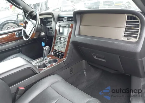 2014 Lincoln Navigator L z USA, uszkodzony, nr VIN 5LMJJ3J58EEL05200